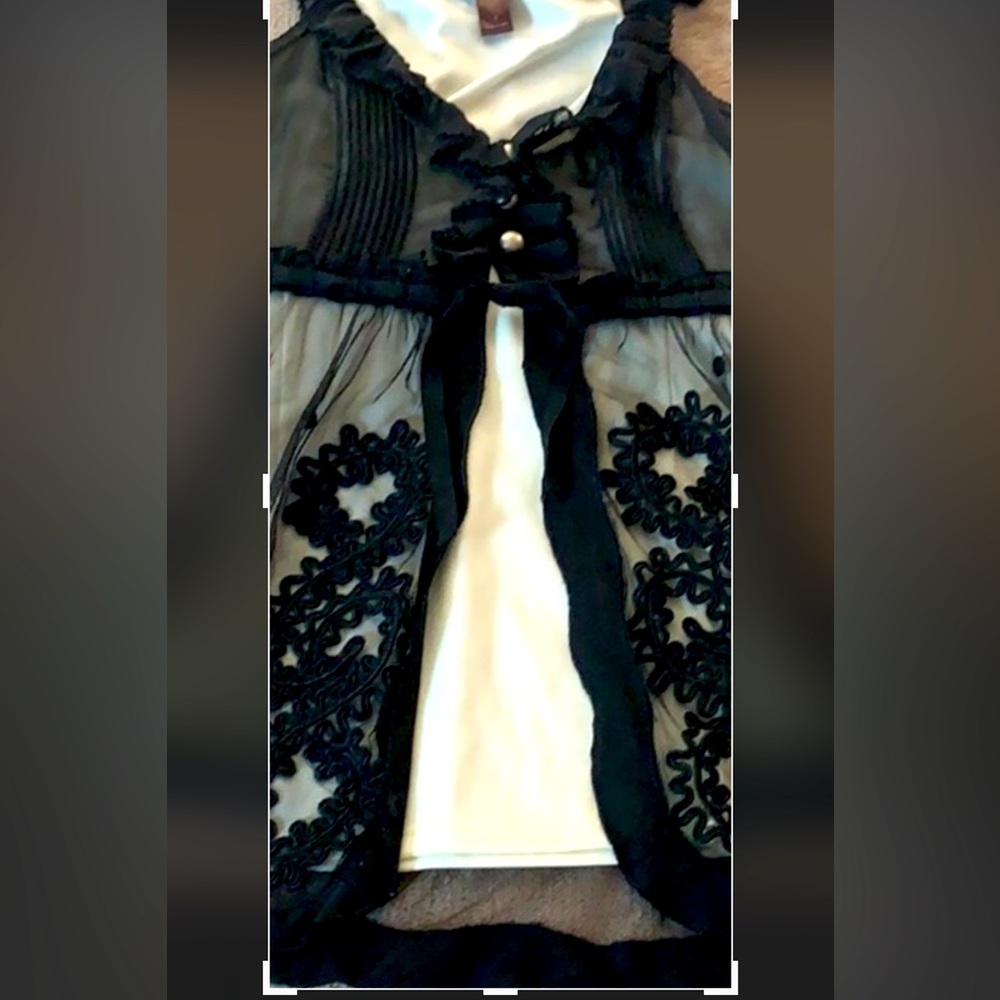 Trulli sleeveless layered blouse